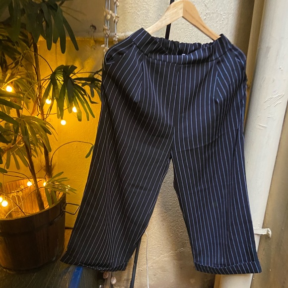 6️⃣5️⃣0️⃣ Strip Wide Leg Trousers. Size - M - Picture 5 of 17
